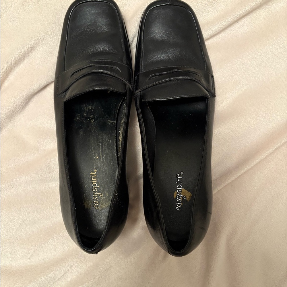 Easy Spirit Classic Black Leather Loafers